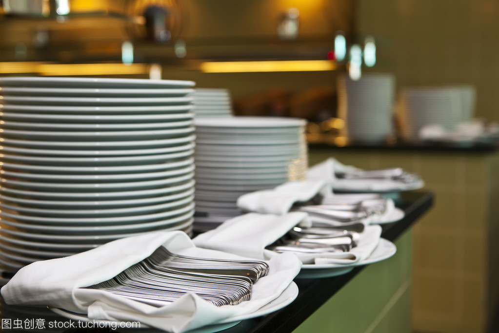 餐飲服務(wù) 從滿(mǎn)足口腹之欲到塑造生活體驗(yàn)